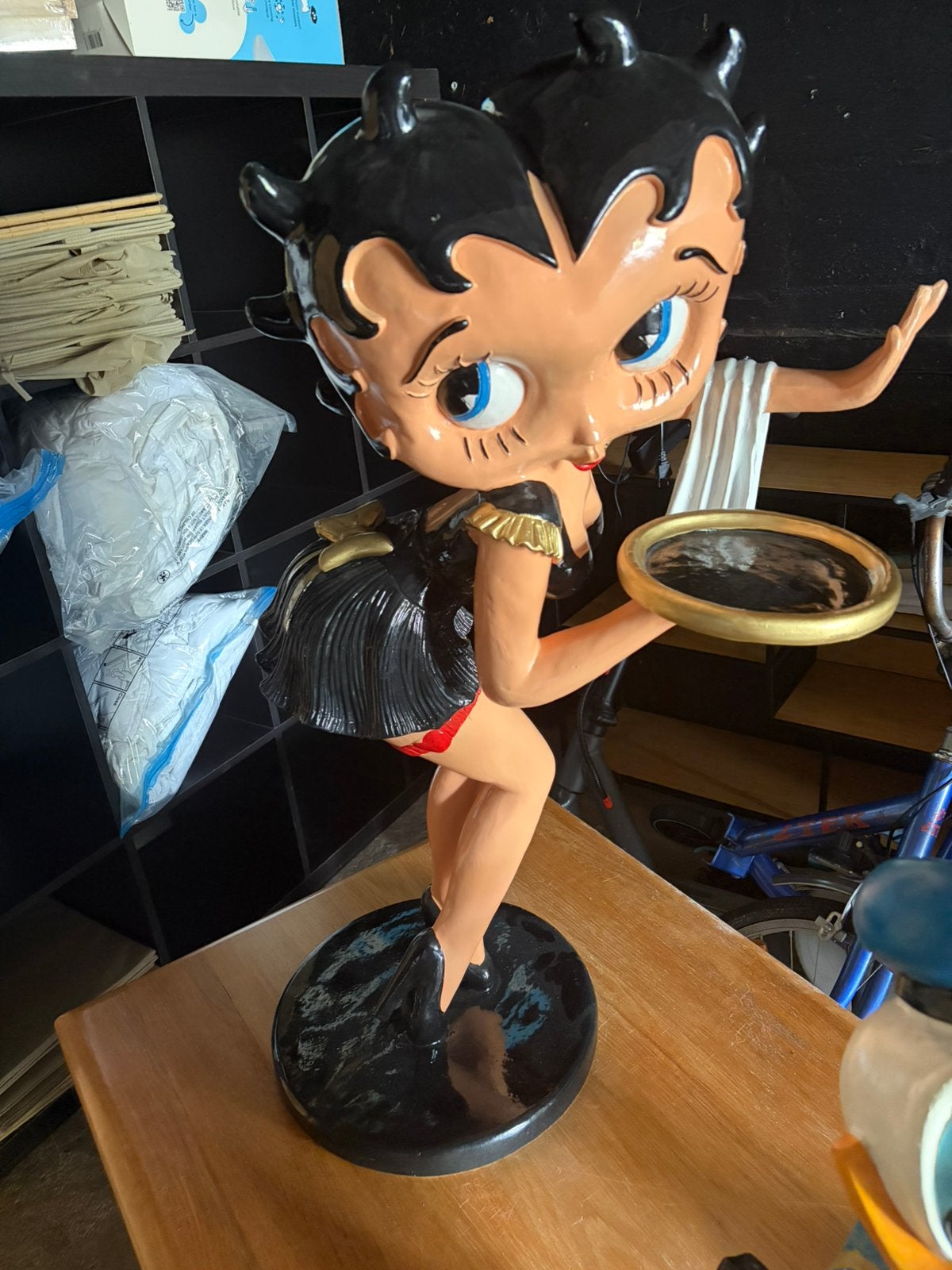 Betty boop, Ophalen, Zo goed als nieuw
