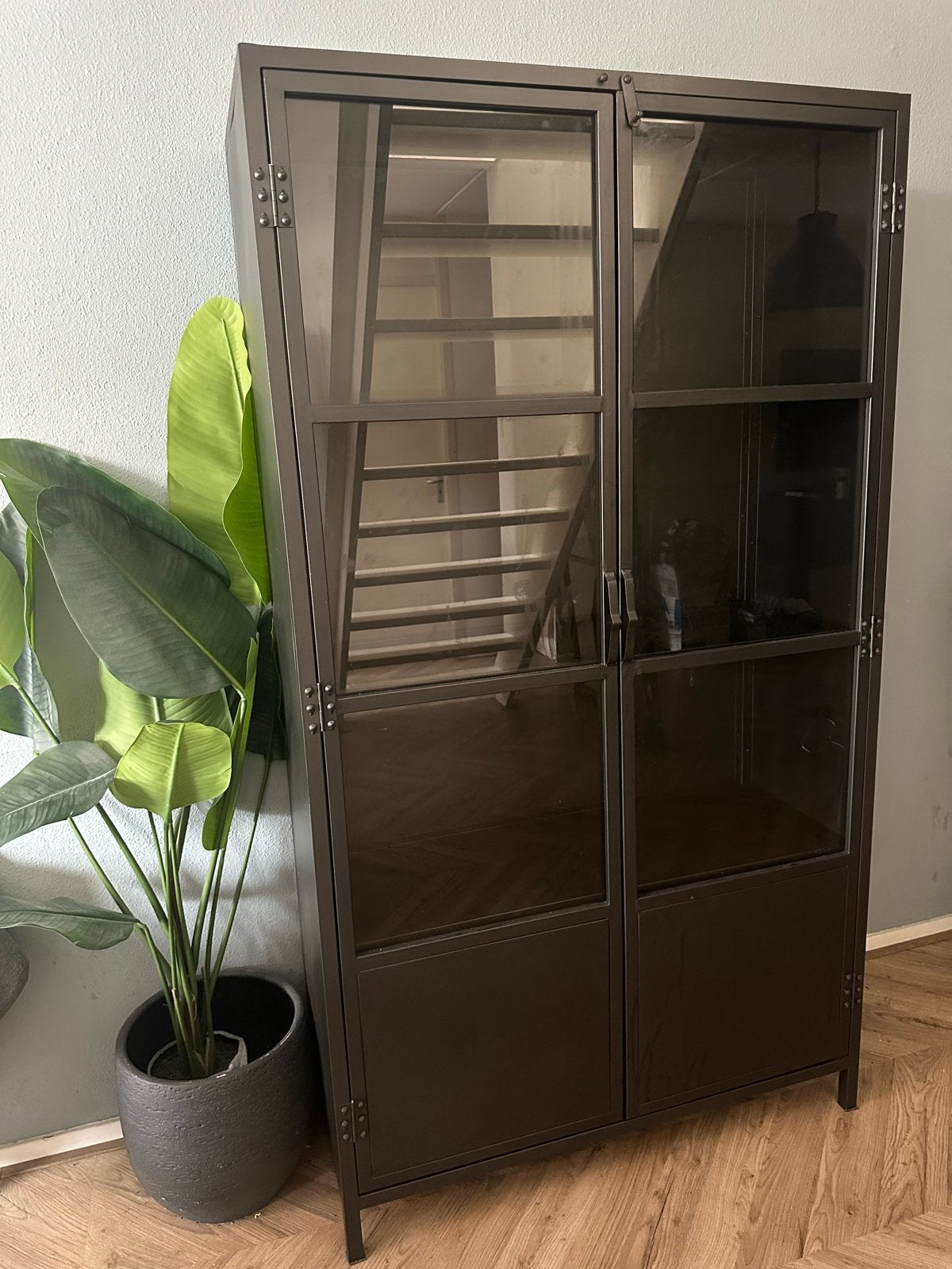 Stalen buffetkast met glazen deuren - 180x40x100 cm, Huis en Inrichting, Kasten | Buffetkasten, Gebruikt, Metaal, 150 tot 200 cm