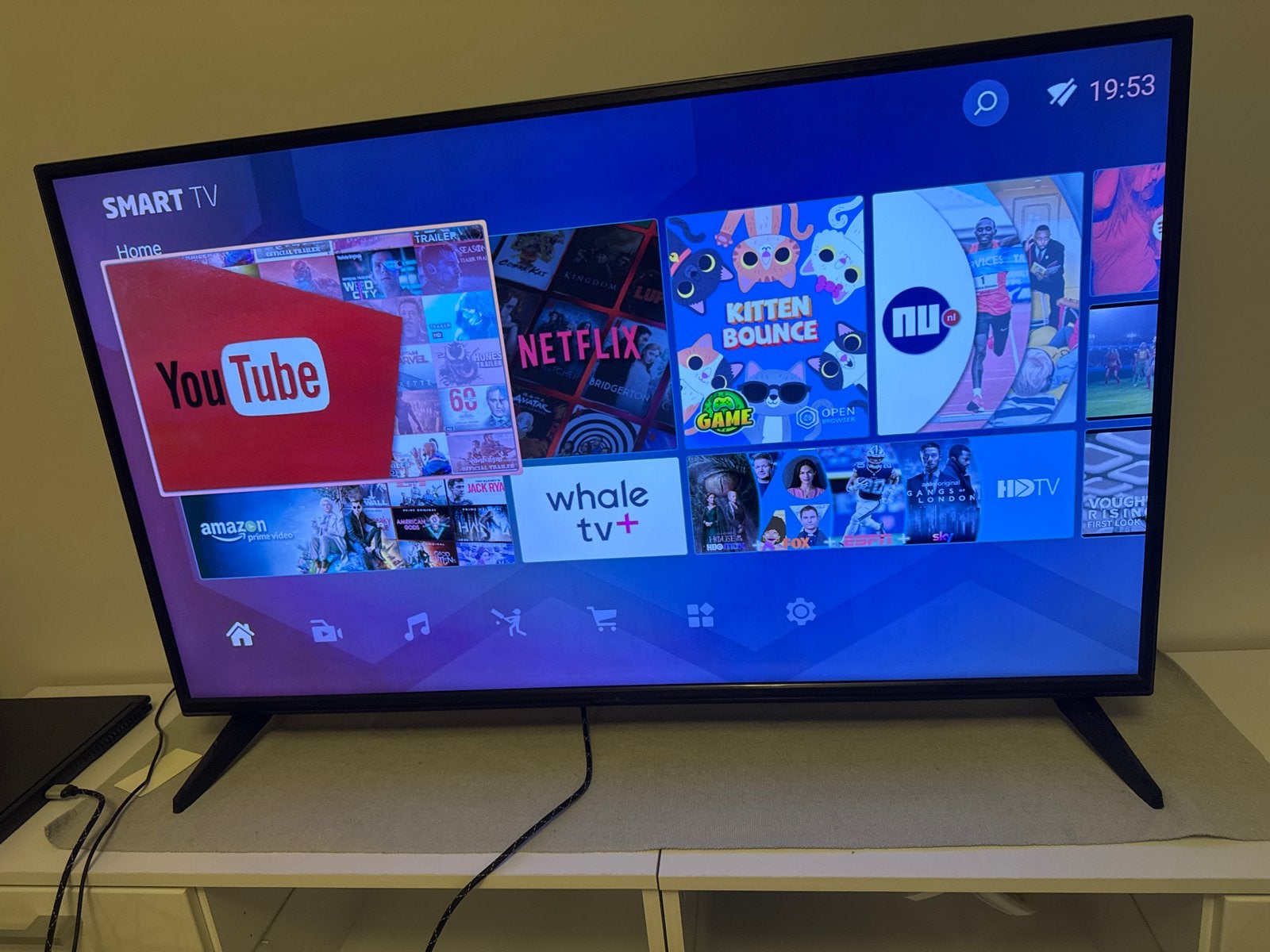 Nikkei Smart TV - 50 inch, LED, 50 Hz, 80 tot 100 cm, Zo goed als nieuw