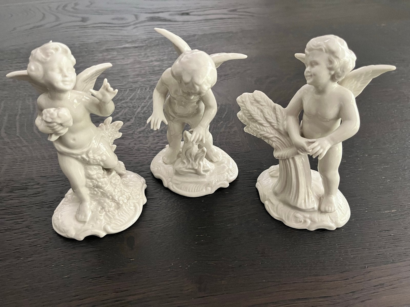 Set van 3 porseleinen engelen beeldjes, Ophalen of Verzenden, Zo goed als nieuw, Religie