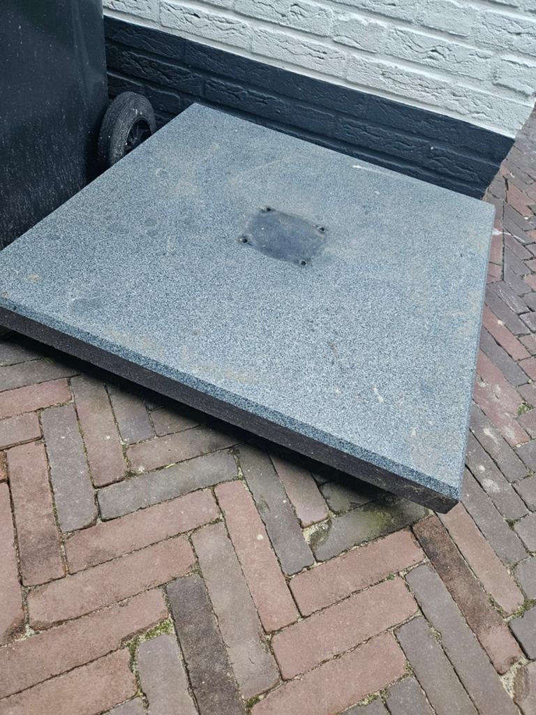 Parasolvoet 75x75 cm, 6 cm dik met wieltjes, Ophalen, Gebruikt, Minder dan 1 meter, Parasolvoet