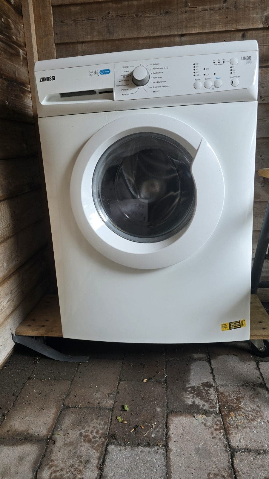 Zanussi Lindo wasmachine, 1200 tot 1600 toeren, Gebruikt, 4 tot 6 kg, Voorlader