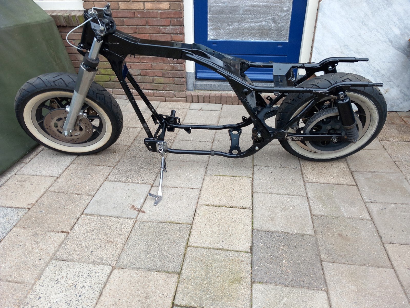 Harley davidson frame, Ophalen