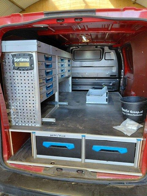 SORTIMO SET (1161) L 221  B 147  H 123 € 1199, Ophalen, Zo goed als nieuw, Info@laaiin.nl, Vestigingsplaats: Hank Rhenoy