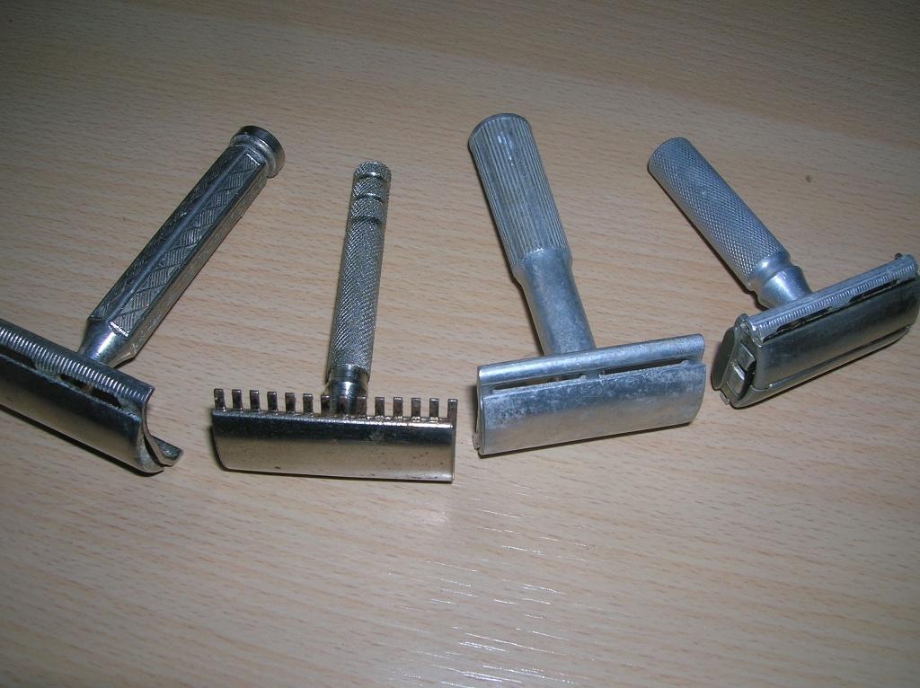 4 x oud scheermes / in gebruik geweest / 22,50 voor 4 stuks, Antiek en Kunst, Antiek | Gereedschap en Instrumenten, Ophalen of Verzenden
