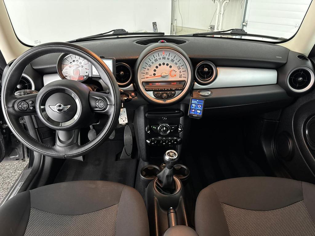 MINI Mini 1.6 One MINIMALIST Business Line | Orig. Nederland, Voorwielaandrijving, Euro 5, Stof, Zwart