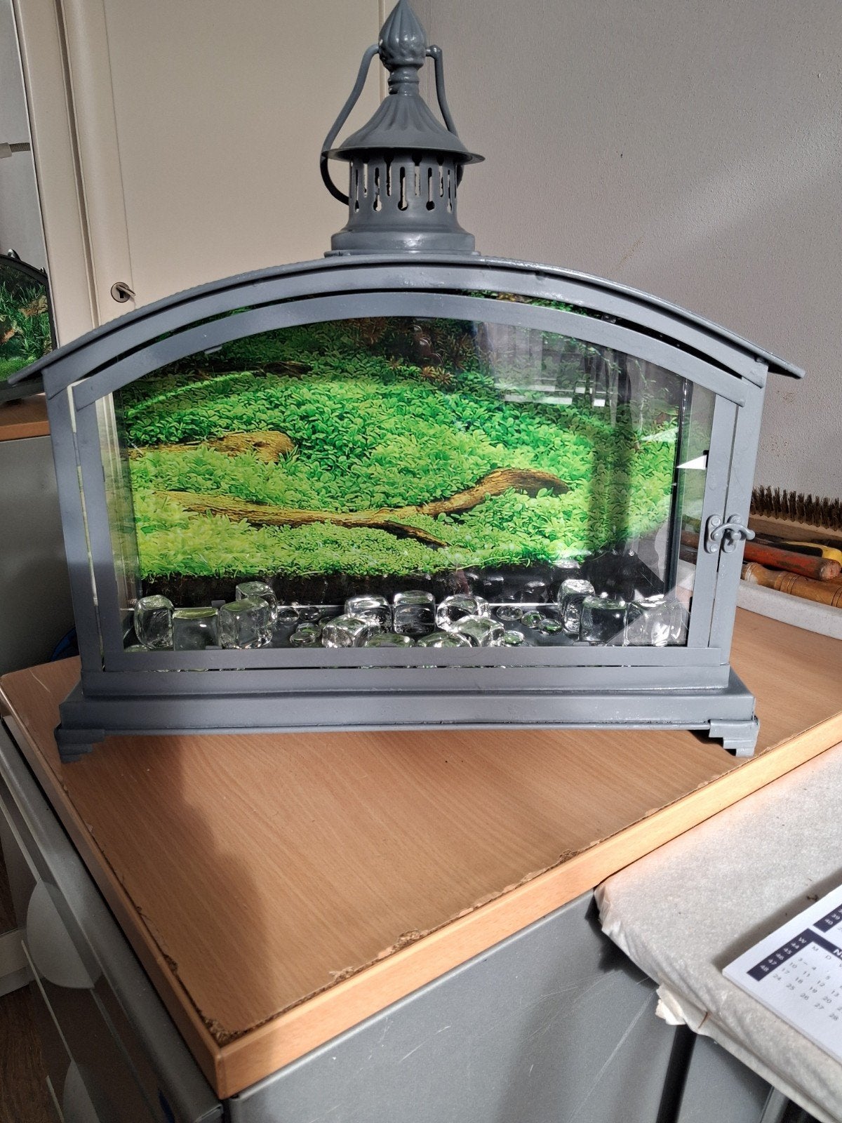 Decoratief kastje voor plantjes of als sierobject, Ophalen, Gebruikt, Overige stijlen, Metaal