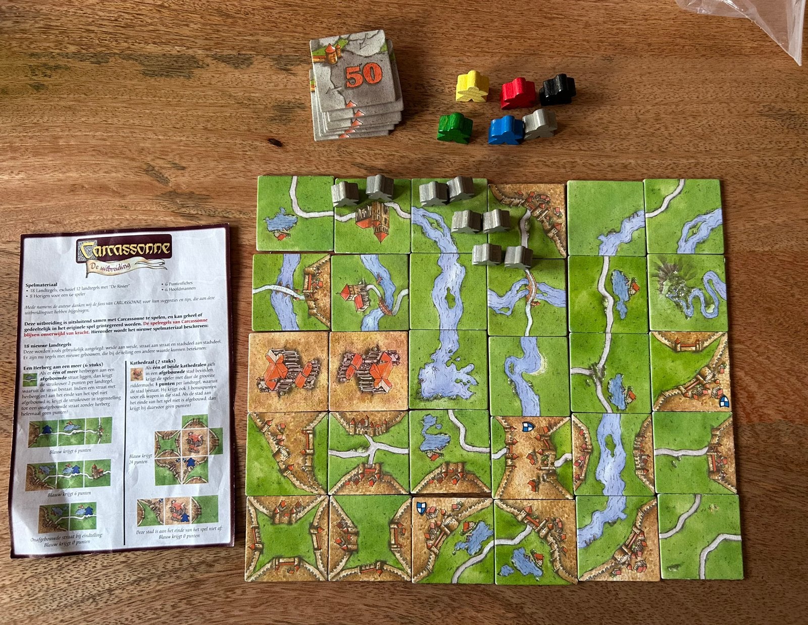 Carcassonne de uitbreiding, Vijf spelers of meer, Ophalen of Verzenden, Zo goed als nieuw