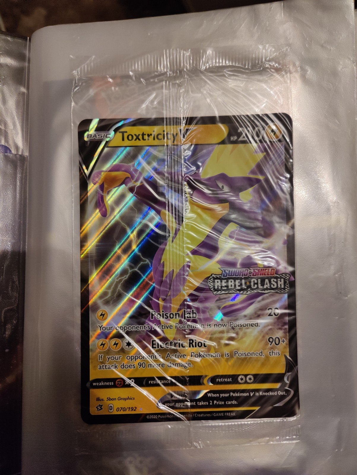 Toxtricity V Promo Kaart - Oversized - Pokémon TCG, Ophalen of Verzenden, Nieuw, Overige typen