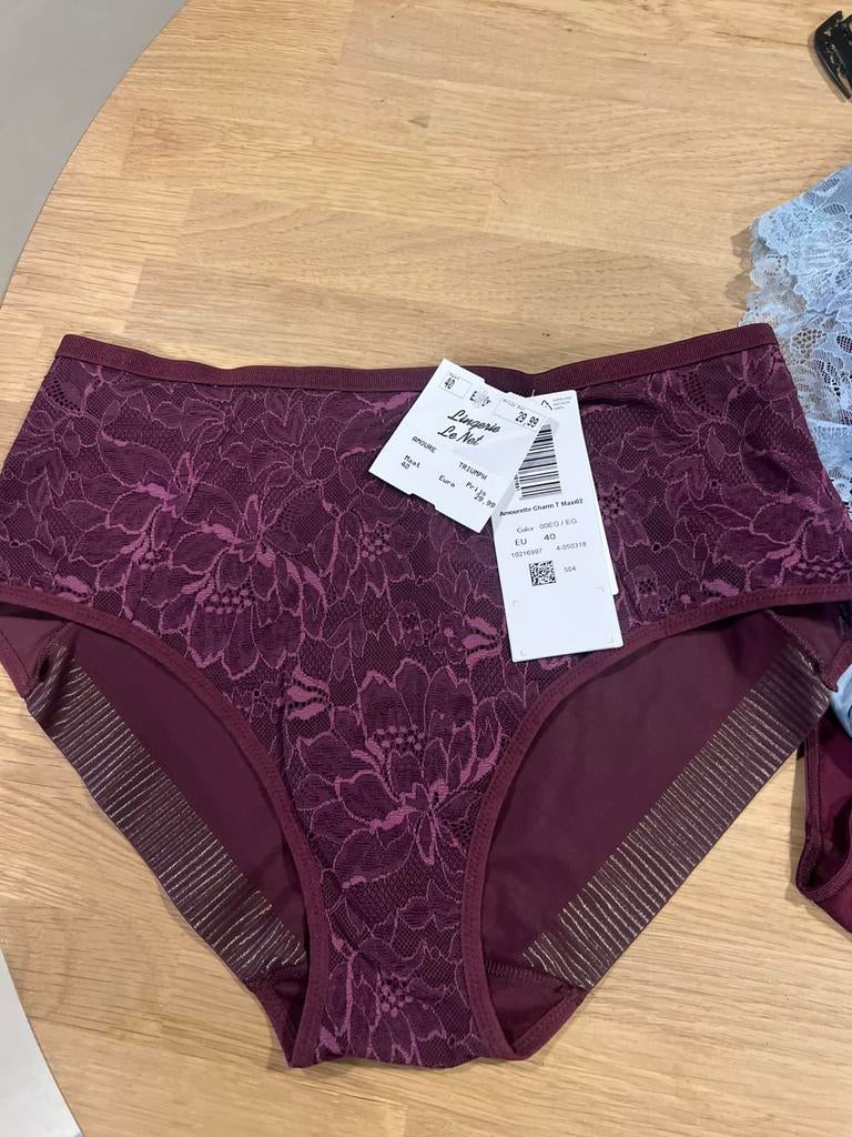 Triumph slip maat 40 NIEUW!! Nu €10,-, Ophalen of Verzenden, Slip