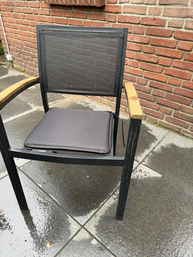 Kussens voor in (bistro) tuinstoelen van Unique living, Ophalen, Zo goed als nieuw