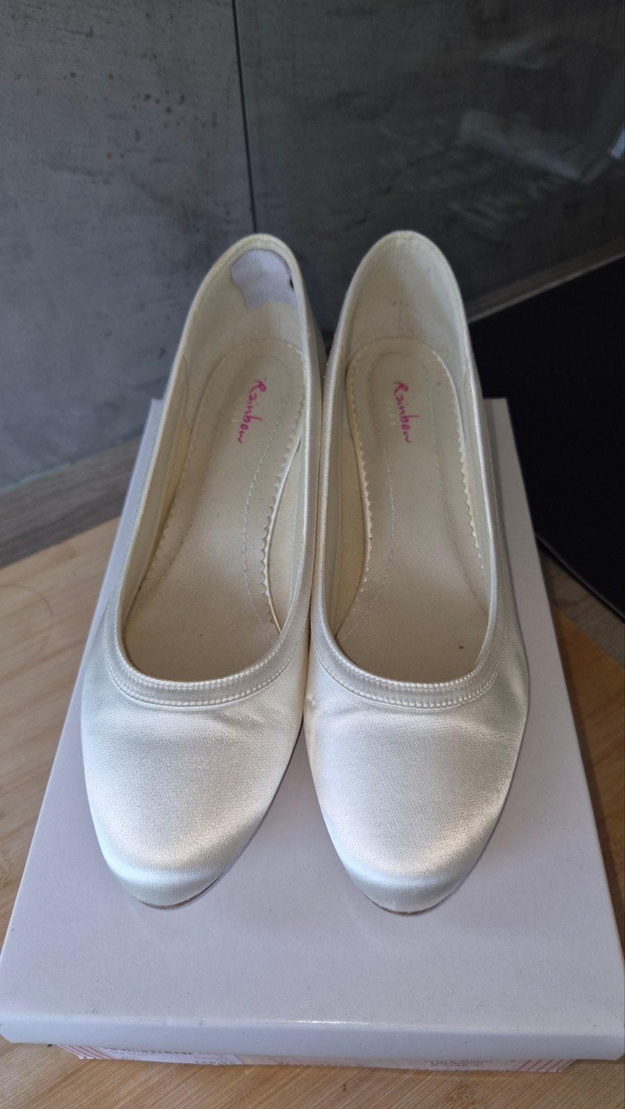 Rainbow Club Ramona Trouwschoenen - Ivoor Satijn, Kleding | Dames, Ophalen, Wit, Schoenen, Zo goed als nieuw