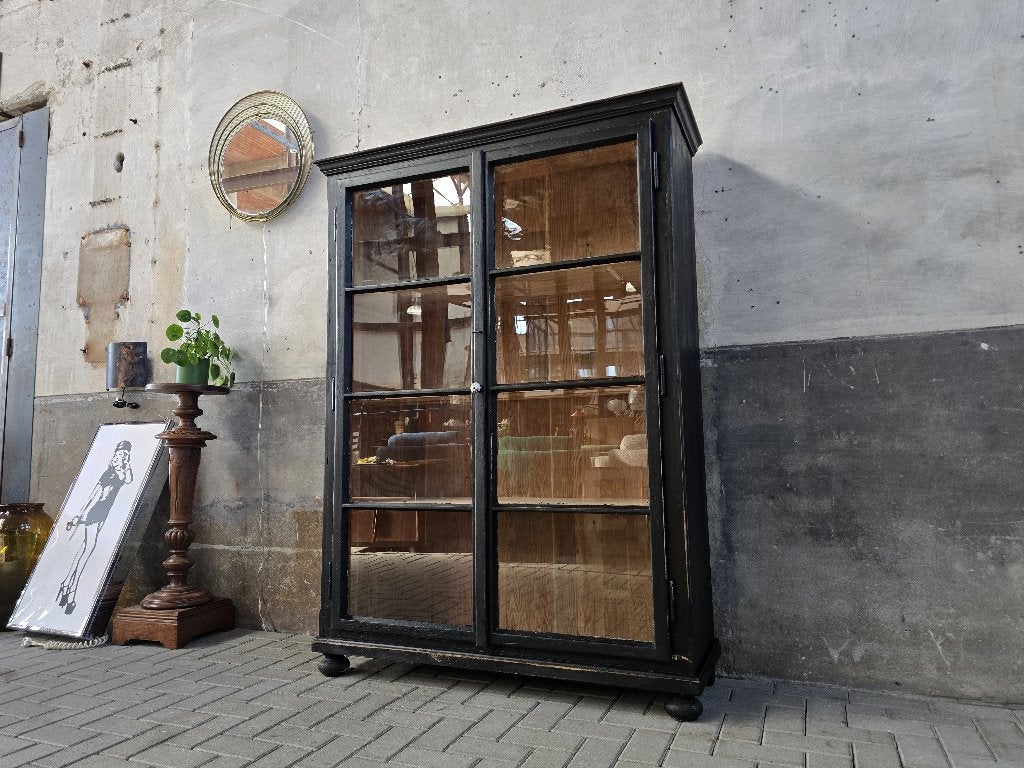 XL Vintage Houten Vitrinekast Zwart | Grote Vitrine Kast 3