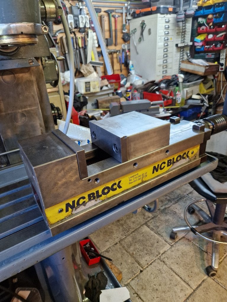 machineklem, Ophalen, Zo goed als nieuw