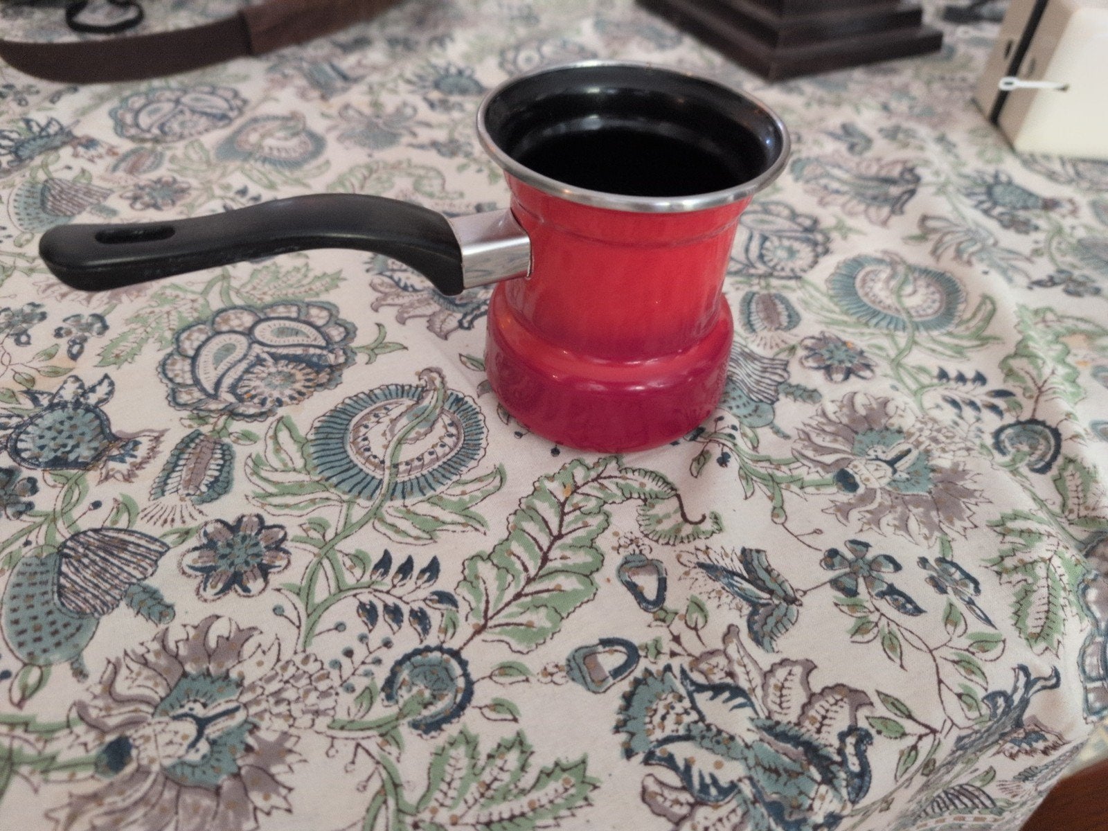 Rode Turkse koffiepot / Cezve, Overige typen, Ophalen of Verzenden, Zo goed als nieuw, Metaal
