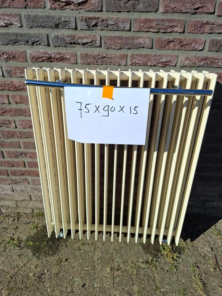 Radiator, design., Doe-het-zelf en Verbouw, Ophalen, 60 tot 150 cm, Radiator, 80 cm of meer