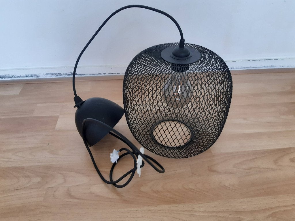 Black oval hanging lamp, Huis en Inrichting, Lampen | Hanglampen, Ophalen, Zo goed als nieuw