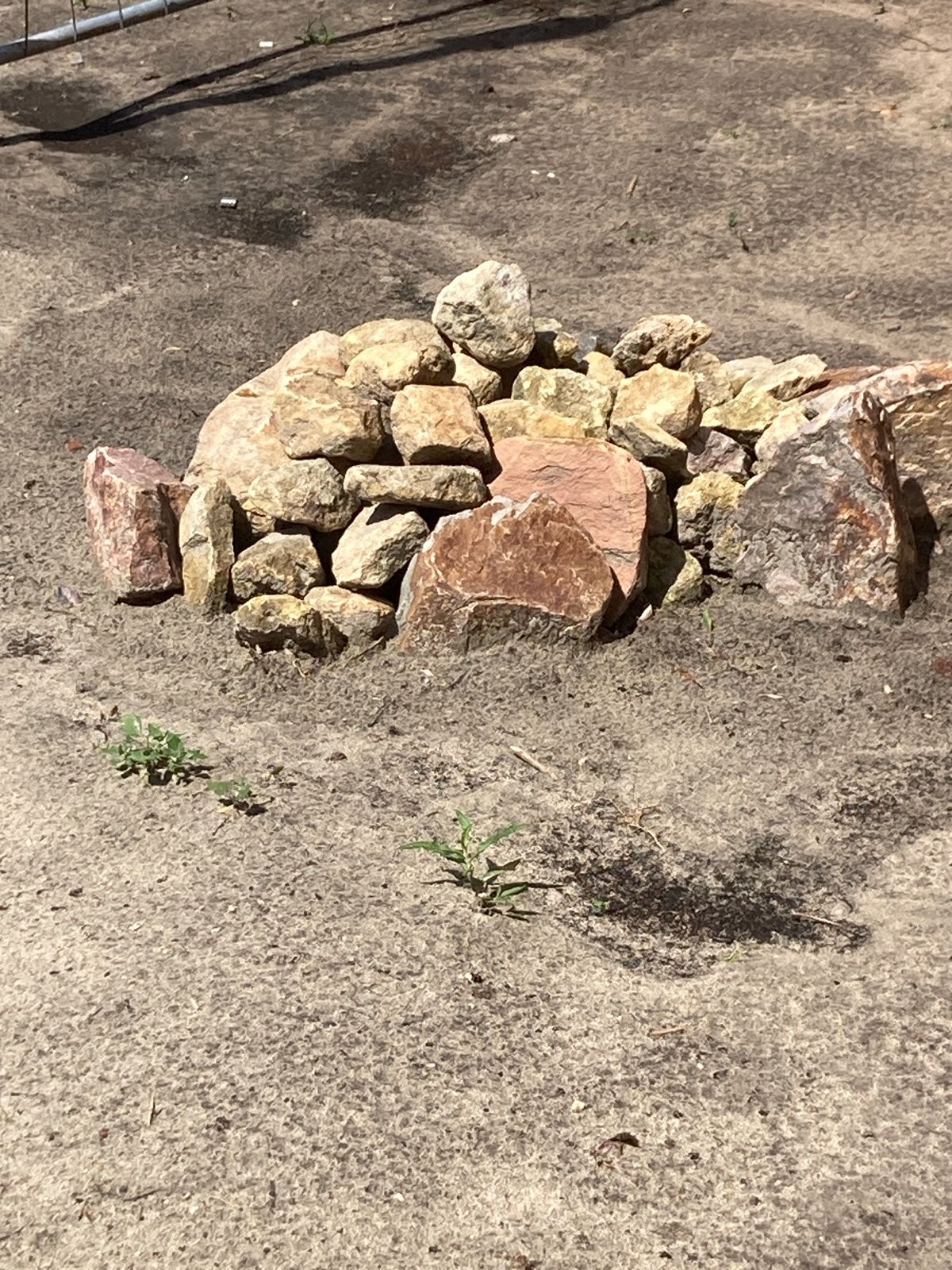 Gratis stapeltje sierstenen voor tuin of decoratie, Ophalen, Overige materialen, Gebruikt, Kei