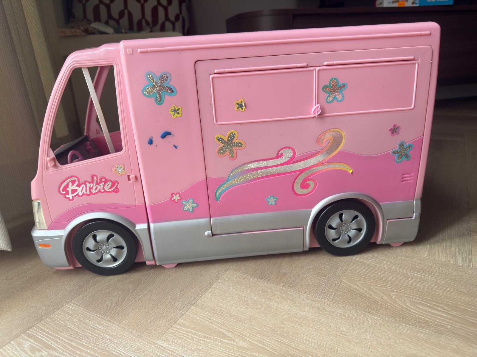 Barbie Holiday Camper met werkende licht-en geluidseffecten, Ophalen, Gebruikt, Toebehoren