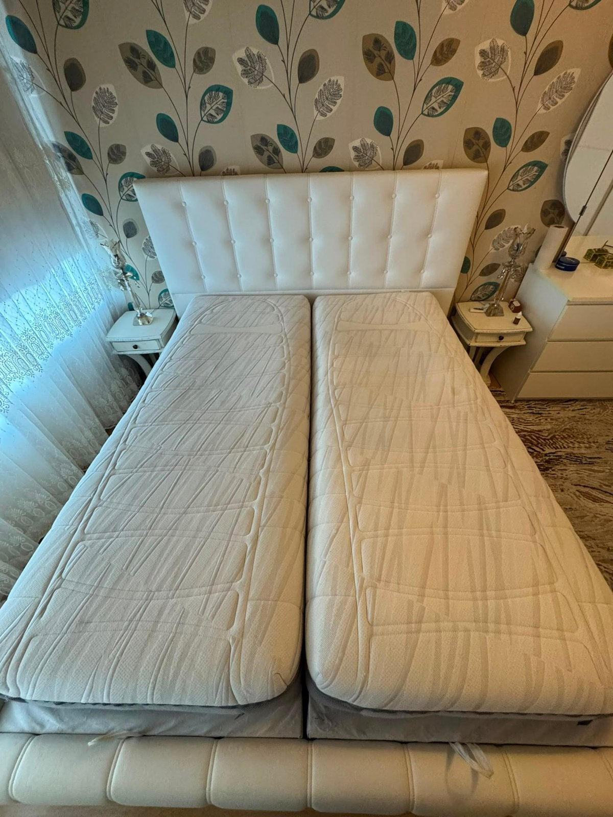 Tweezitsbed 180x200 cm te koop  Nette,, Huis en Inrichting, Slaapkamer | Boxsprings, Ophalen, Wit, Tweepersoons, Zo goed als nieuw