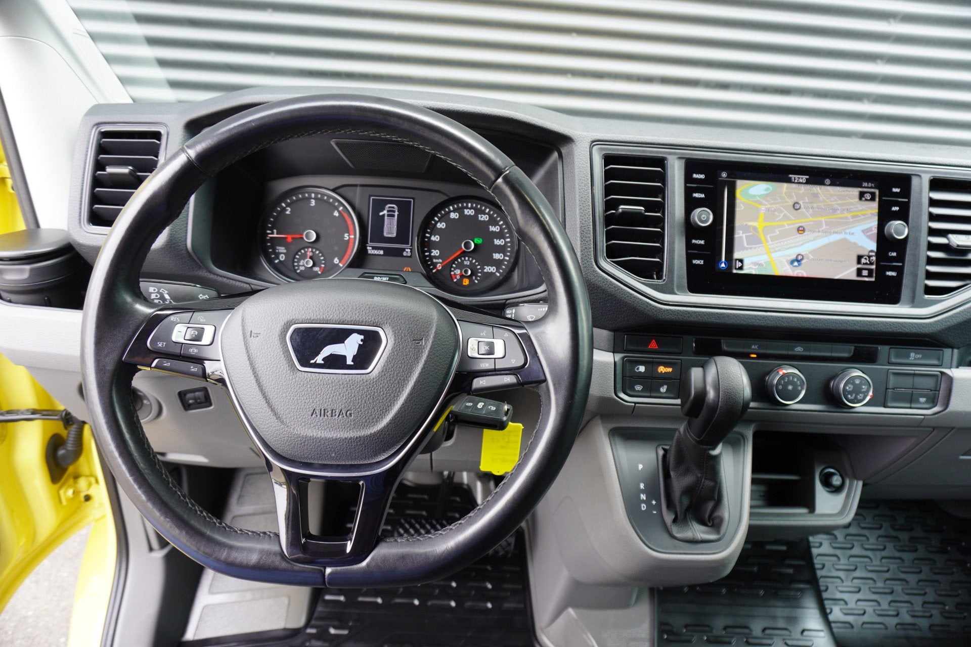 MAN TGE 180pk Automaat L4H3/L3H2 Apple Carplay Camera Naviga, Start-stop-systeem, Gebruikt, 4 cilinders, Bedrijf