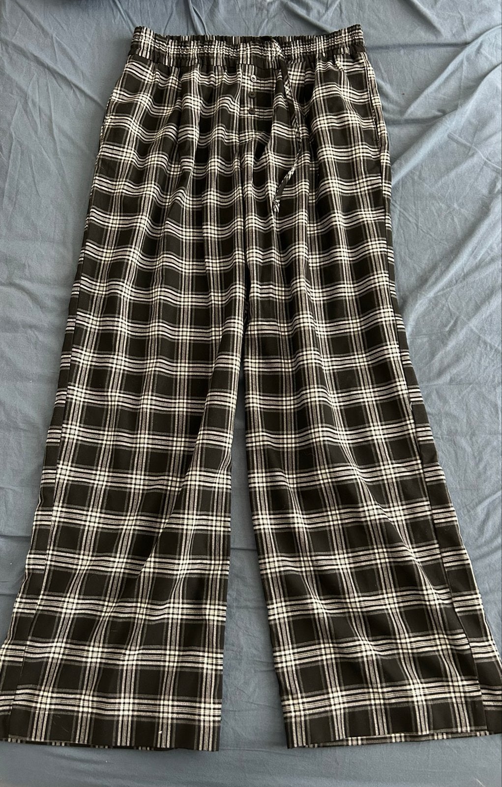 Bershka geruite broek - Maat M, Kleding | Dames, Zwart, Zo goed als nieuw, Lang, Ophalen