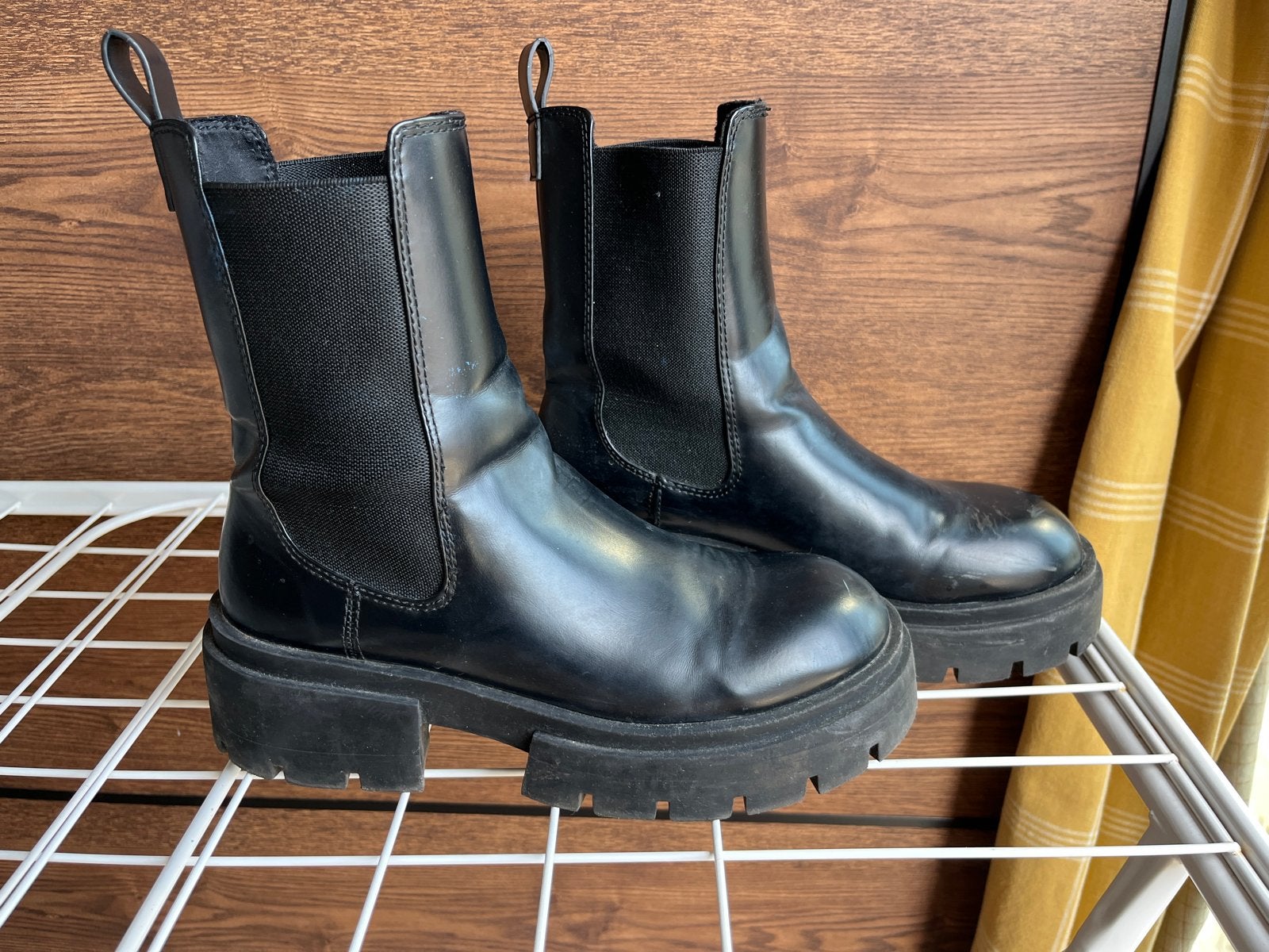 Zwarte H&M Chelsea Boots Maat 41, Zwart, Lage of Enkellaarzen, Ophalen of Verzenden, Gedragen