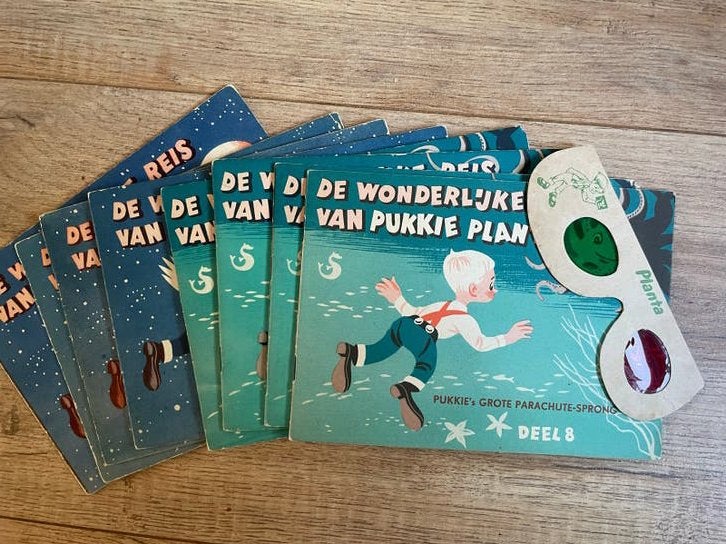 Pukkie's Grote Parachute-Sprong Deel 8 en meer, Verzamelen, Boekenleggers, Ophalen of Verzenden, Zo goed als nieuw