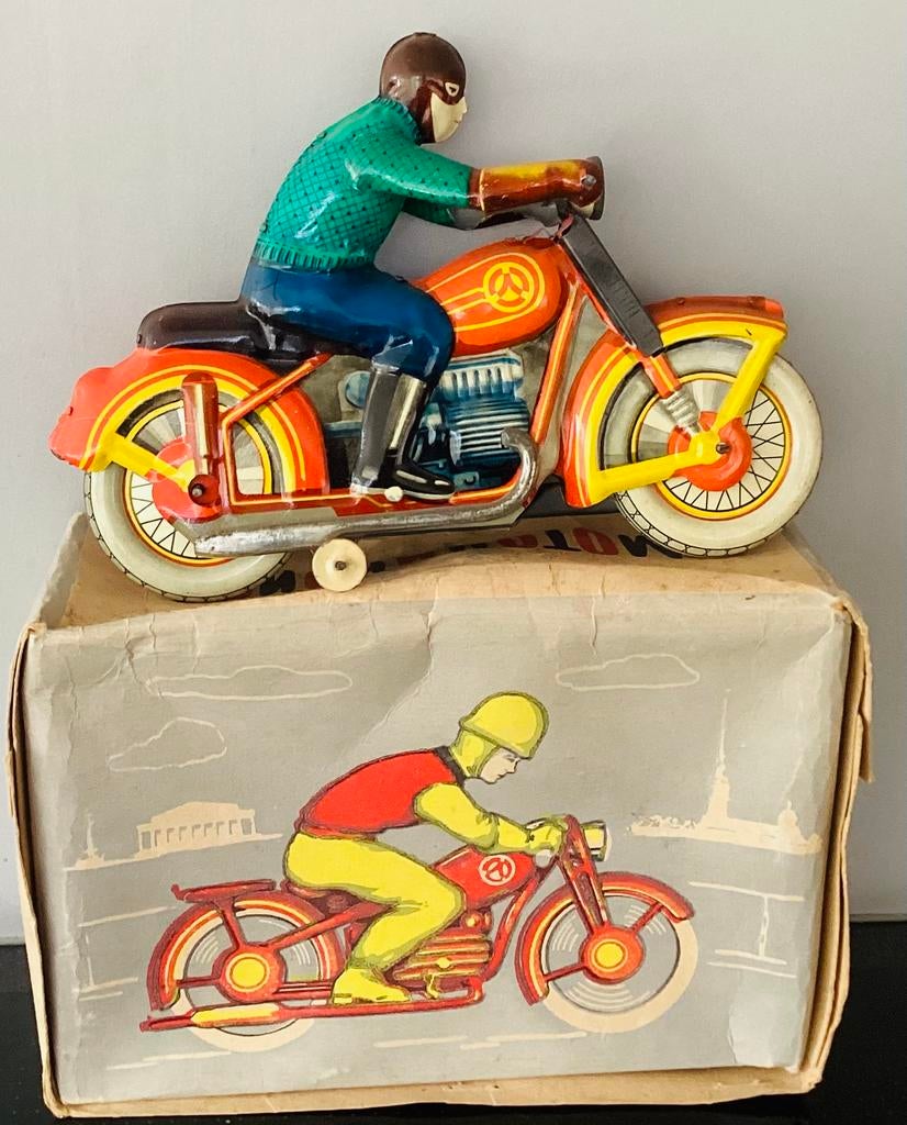 Oude 1960 blikken Russische motor #085-61, USSR ,Rusland OVP, Antiek en Kunst, Antiek | Speelgoed, Ophalen
