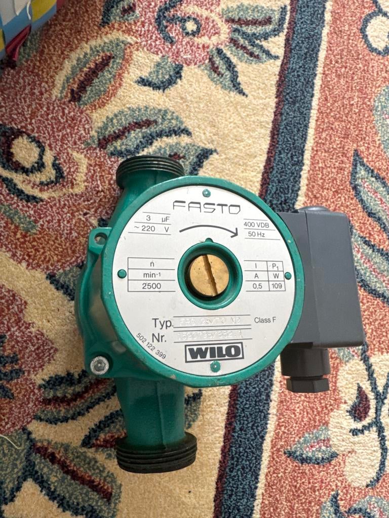 Nieuwe Wilo FRS 25/70 V2 Circulatiepomp, Ophalen of Verzenden, Nieuw, Minder dan 200 watt, Overige typen