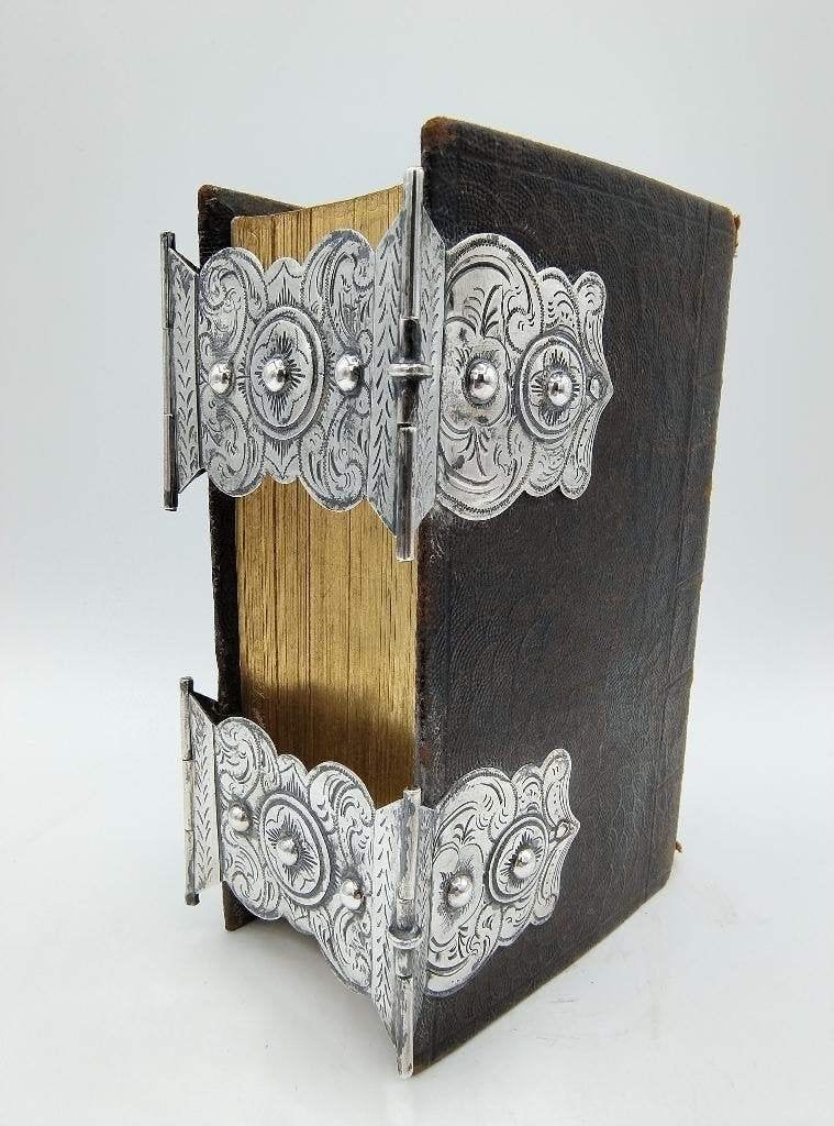 Bijbel met zilveren sloten, J.J. Lazonder, Schoonhoven, 1868, Antiek en Kunst, Antiek | Boeken en Bijbels, Verzenden
