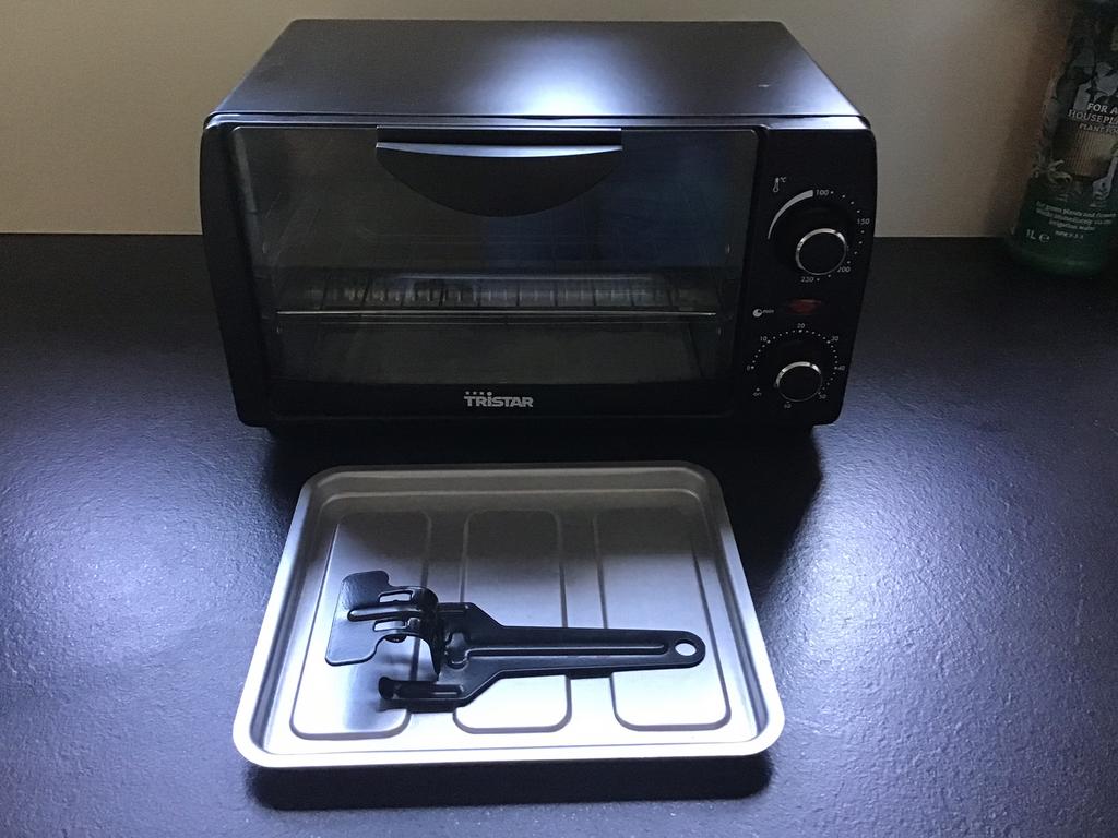 Tristar camping oven 800 watt, Ophalen of Verzenden, Zo goed als nieuw