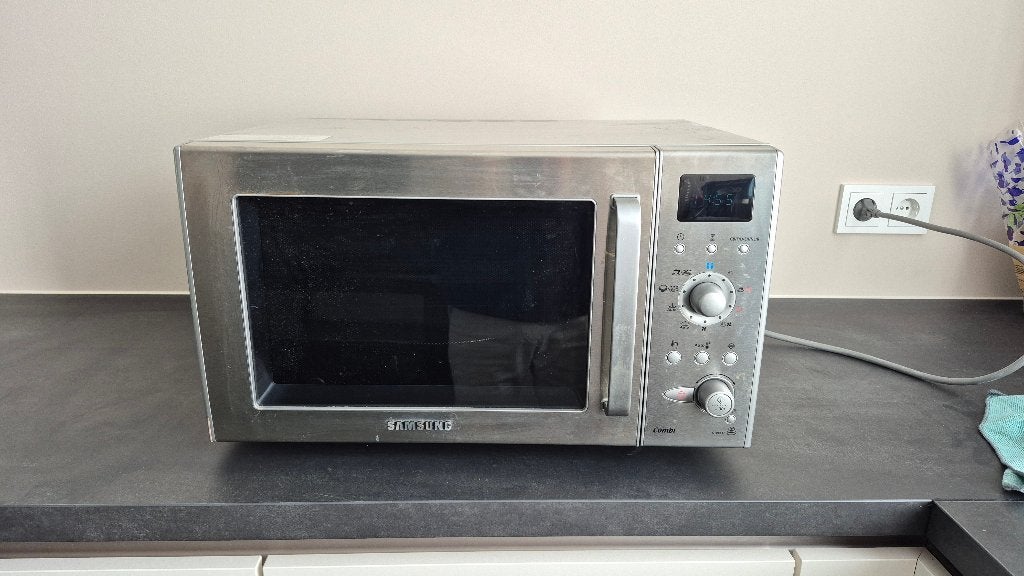 Samsung Combi Magnetron C108STF - Veel functies, Ophalen, Combimagnetron, Gebruikt, Draaiplateau