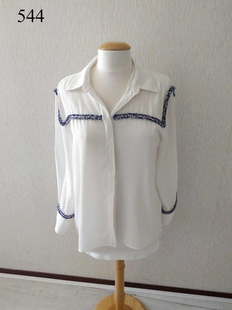 Gebroken witte Blouse van Zara, Maat 42/44 (L), Ophalen of Verzenden, Gedragen, Wit