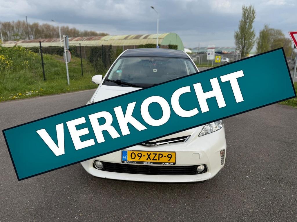 Toyota Prius Wagon 1.8 Full Hybrid 136PK Aut 96g 2012 Wit, Auto's, Toyota, 4 cilinders, Parkeersensor, 7 stoelen, Wit