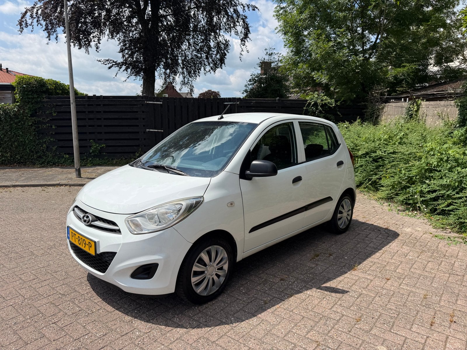 Hyundai i10 1.1 I 5DR 2013 weinig km’s !!, Auto's, Hyundai, 4 cilinders, 400 kg, Wit, Bedrijf