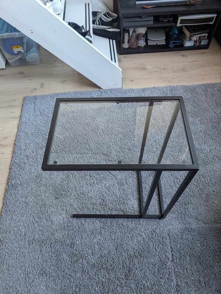Zwarte bijzettafel met glazen blad, Minder dan 45 cm, Gebruikt, Modern, Industrieel, Glas