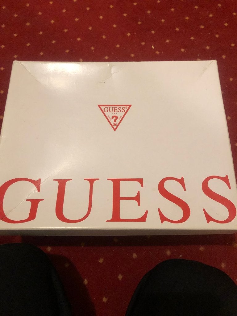 GUESS Sneakers Maat 35 FL5TESFAL12, Ophalen, Guess, Zwart, Sneakers of Gympen