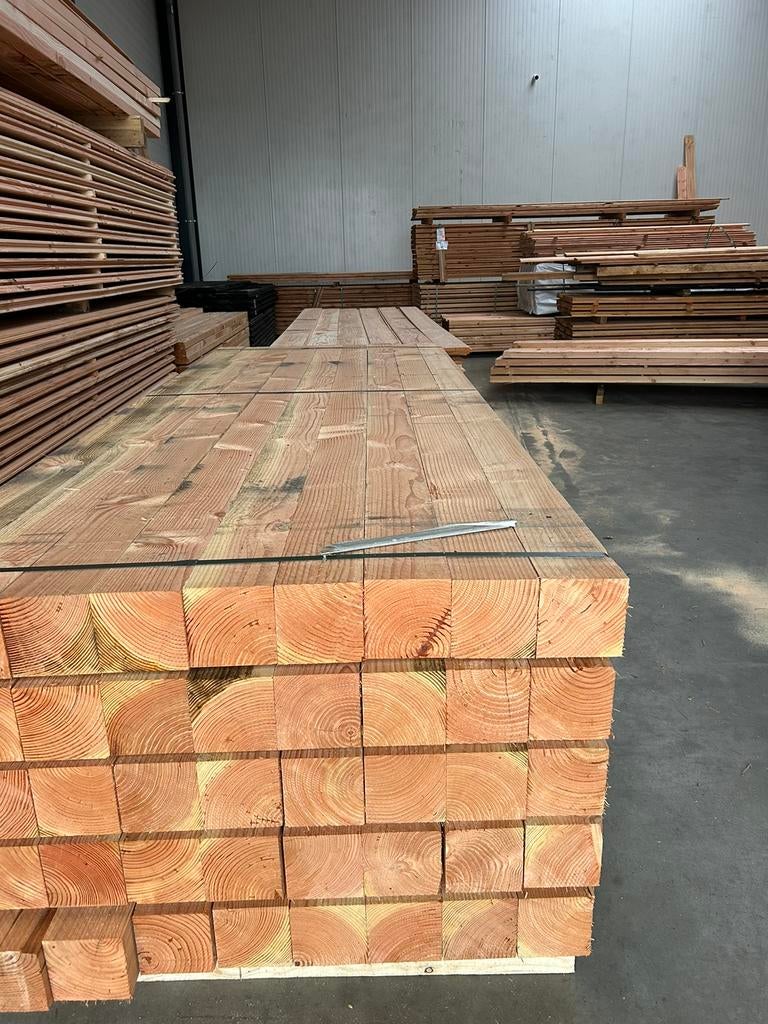 Douglas balk 12x12x300 cm per stuk € 30,00, Ophalen of Verzenden, Zo goed als nieuw, 250 cm of meer, Balken