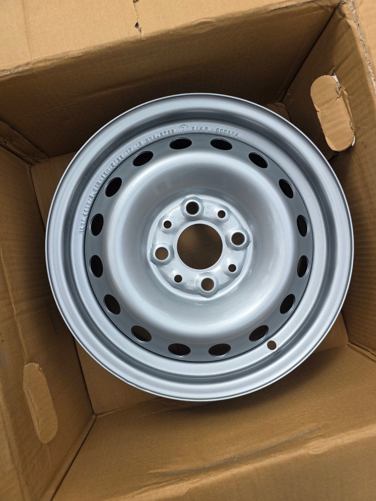 Nieuwe stalen velg 15 inch - 6.5J ET42 4/108, 15 inch, Velg(en), Nieuw, Ophalen of Verzenden