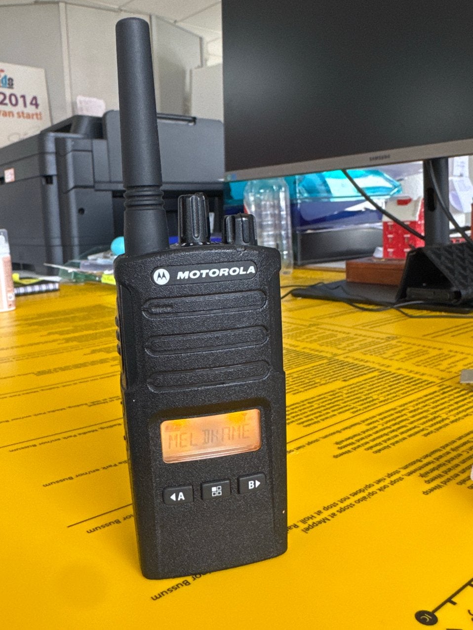 Motorola XT460 Portofoon met broekklem - Zo goed als Nieuw, Telecommunicatie, Ophalen of Verzenden, Zo goed als nieuw, Portofoon of Walkie-talkie