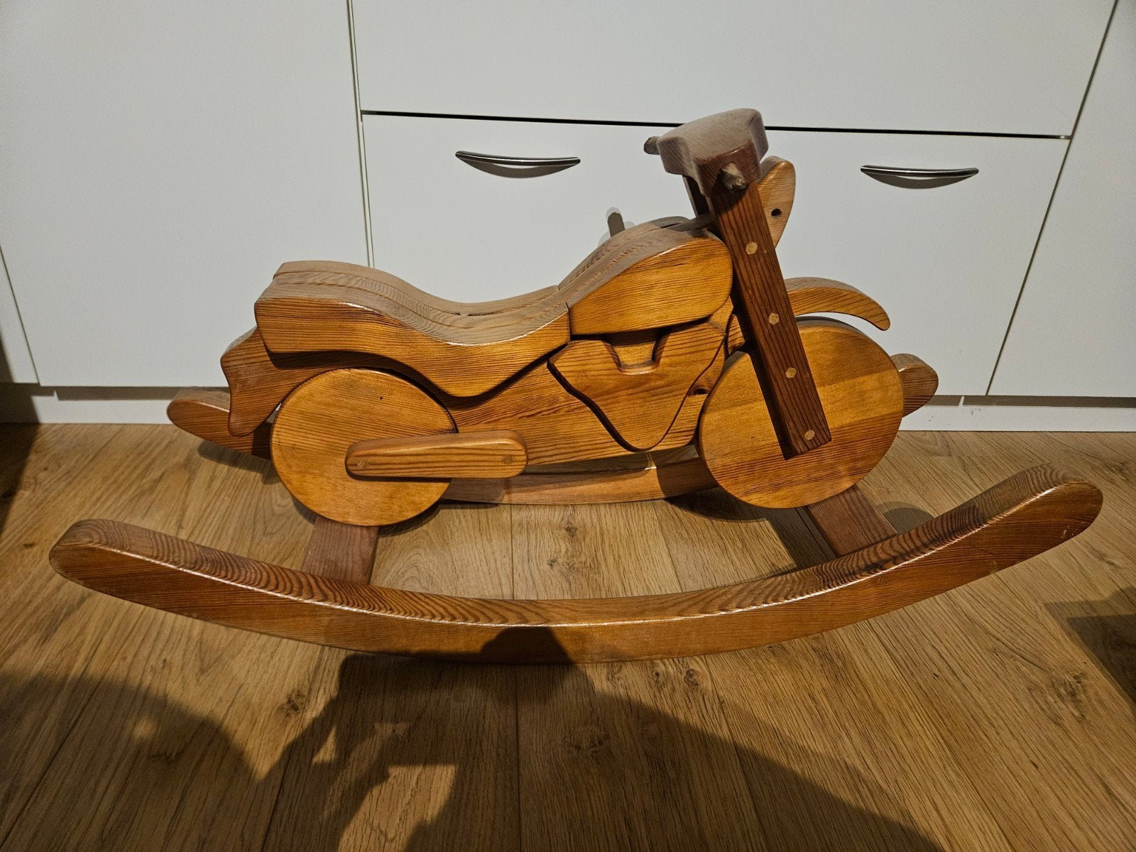 Hobbel motor handgemaakt, Kinderen en Baby's, Speelgoed | Hobbelfiguren, Ophalen