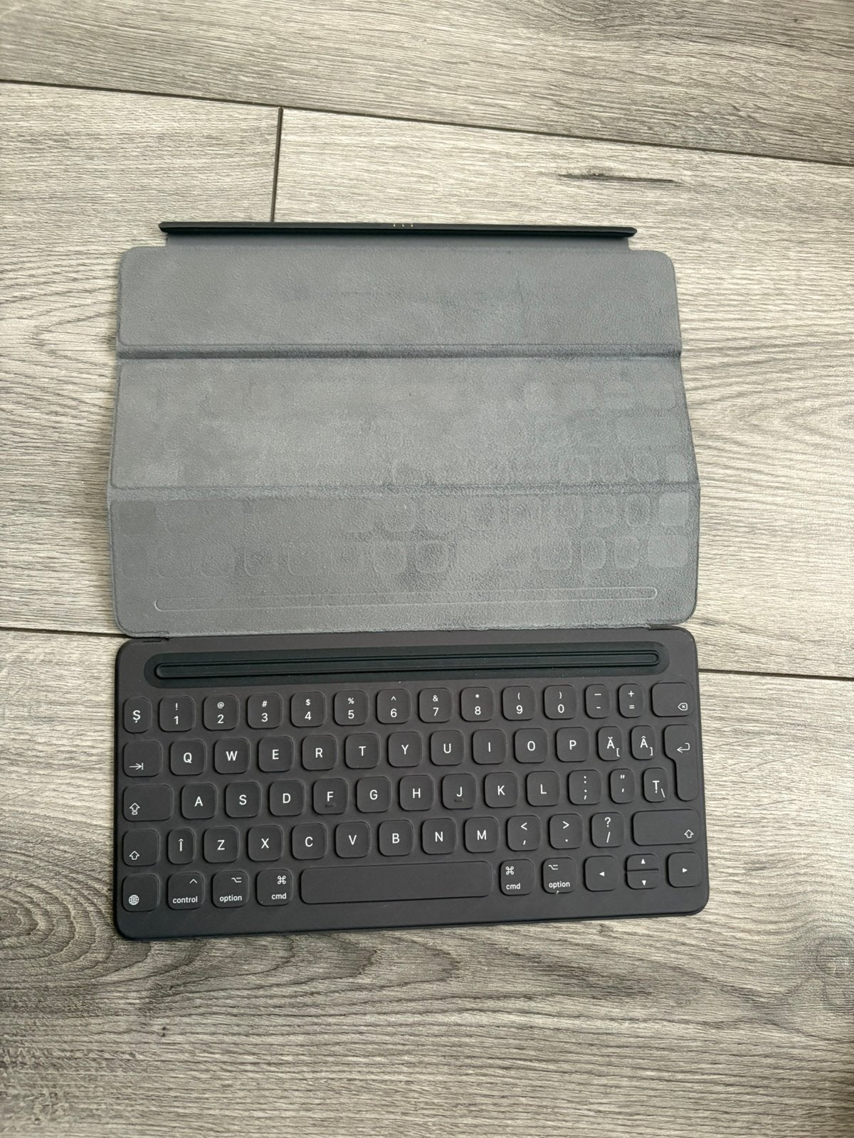 Apple smart keyboard, Computers en Software, 10 inch, Apple iPad, Ophalen of Verzenden, Zo goed als nieuw