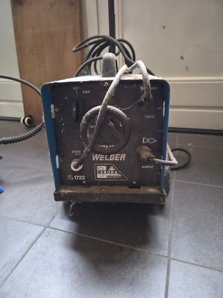 Ouder model lasapparaat - Cebora Welder, Ophalen, Gebruikt, Minder dan 150 ampère, Elektroden