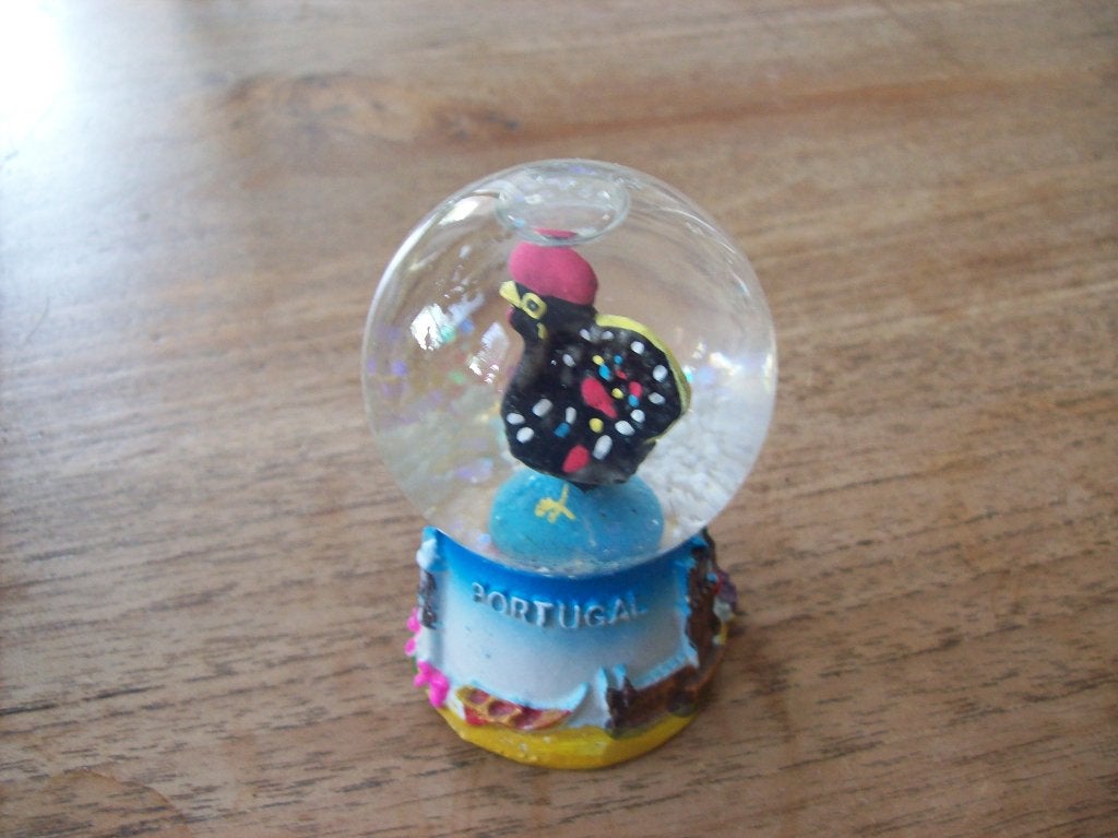 sneeuwbol portugal, Antiek en Kunst, Curiosa en Brocante, Ophalen