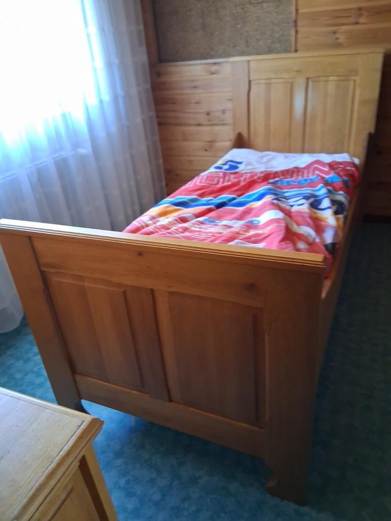 Masief eikenhouten bed., Ophalen, Eenpersoons, Hout