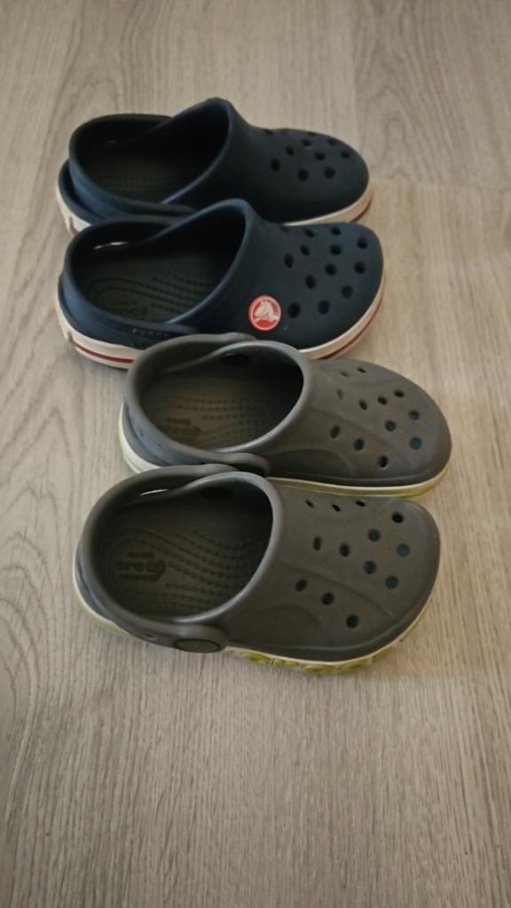 Crocs maat c6 en c8, Ophalen of Verzenden, Zo goed als nieuw, Jongen of Meisje, Overige typen