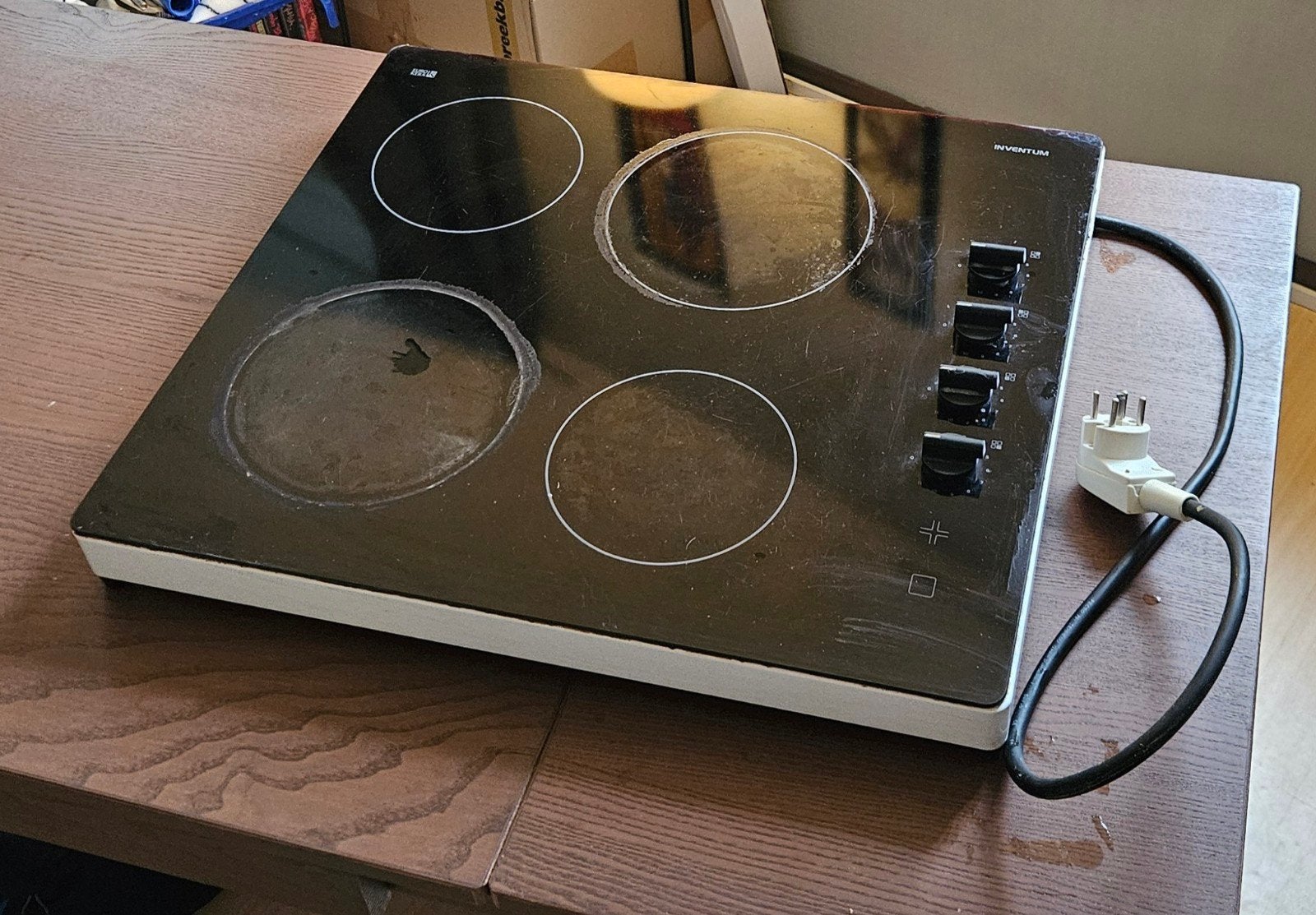 Inventum Vrijstaande Elektrische Kookplaat met 4 Kookzones, Ophalen, Gebruikt, 4 kookzones, Vrijstaand