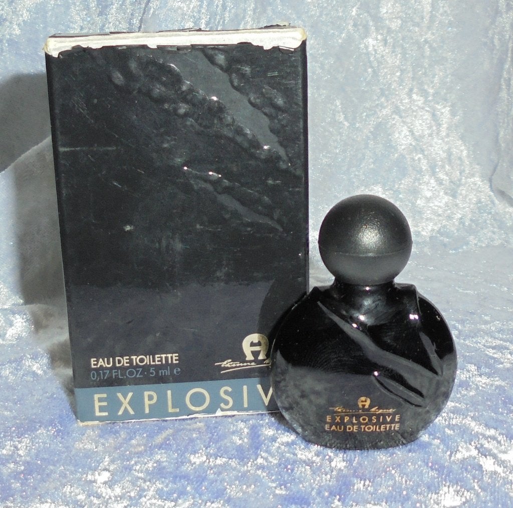 Volle parfum mini - Etienne aigner explosive + doosje, Ophalen of Verzenden, Gebruikt, Miniatuur, Gevuld