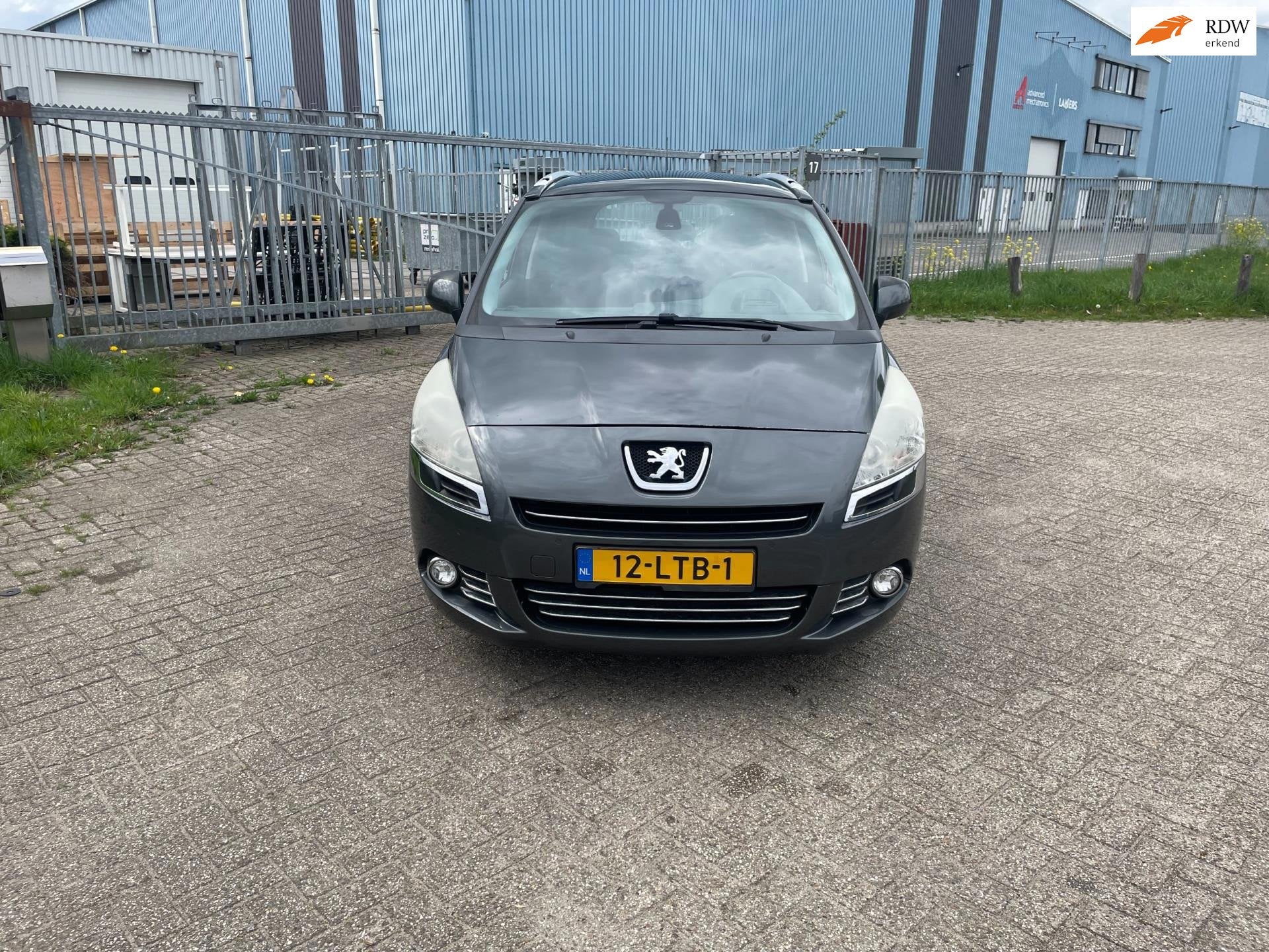 Peugeot 5008 1.6 THP GT 7p. Panorama Dak, Voorwielaandrijving, Euro 5, Gebruikt, Bedrijf